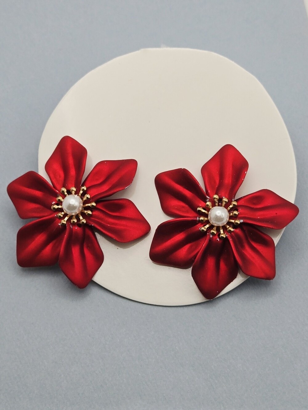 Fashion Jewelry Red Floral Pearl-Center Earrings